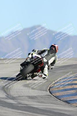 media/Jan-10-2026-Race Pace (Sat) [[3e4fee349c]]/2-Verified/Session 4 (Turn 12 Backside)/